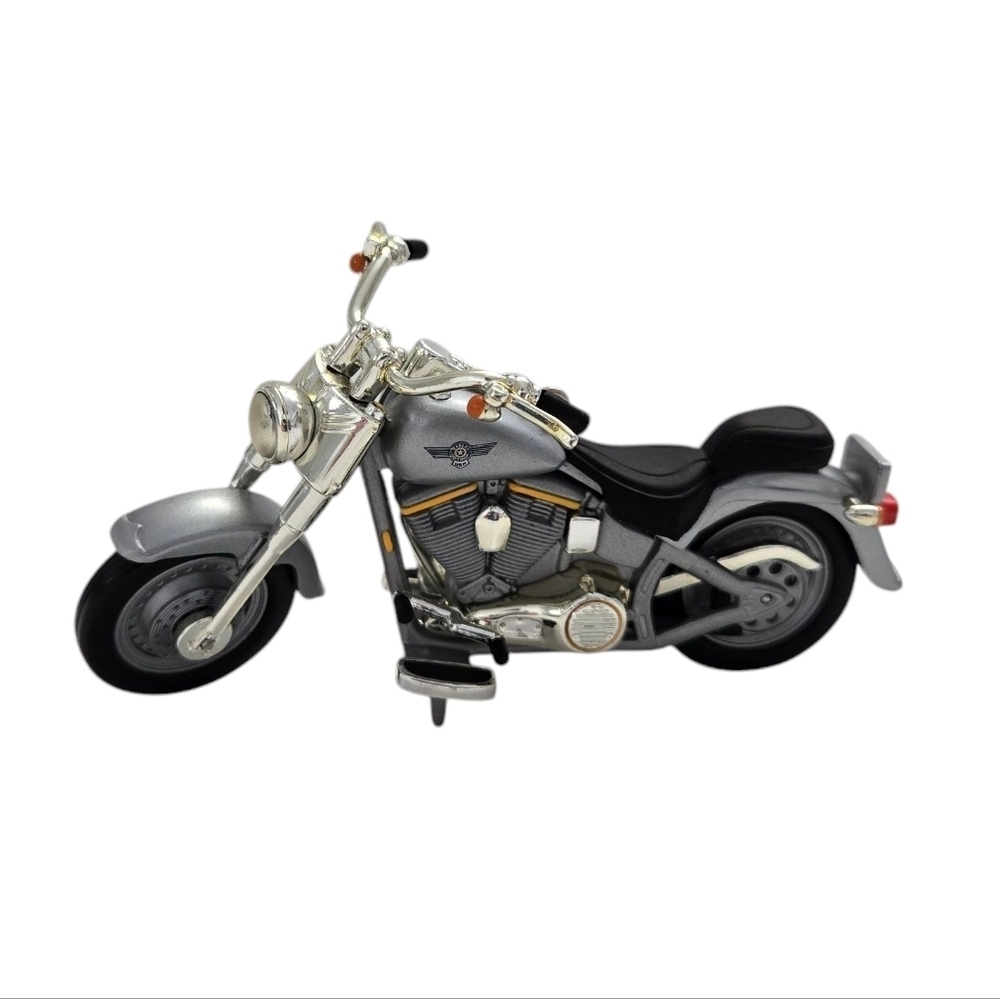 2000 Fat Boy Hallmark Keepsake Ornament Harley Davidson Motorcycle Moments - Picture 1 of 5